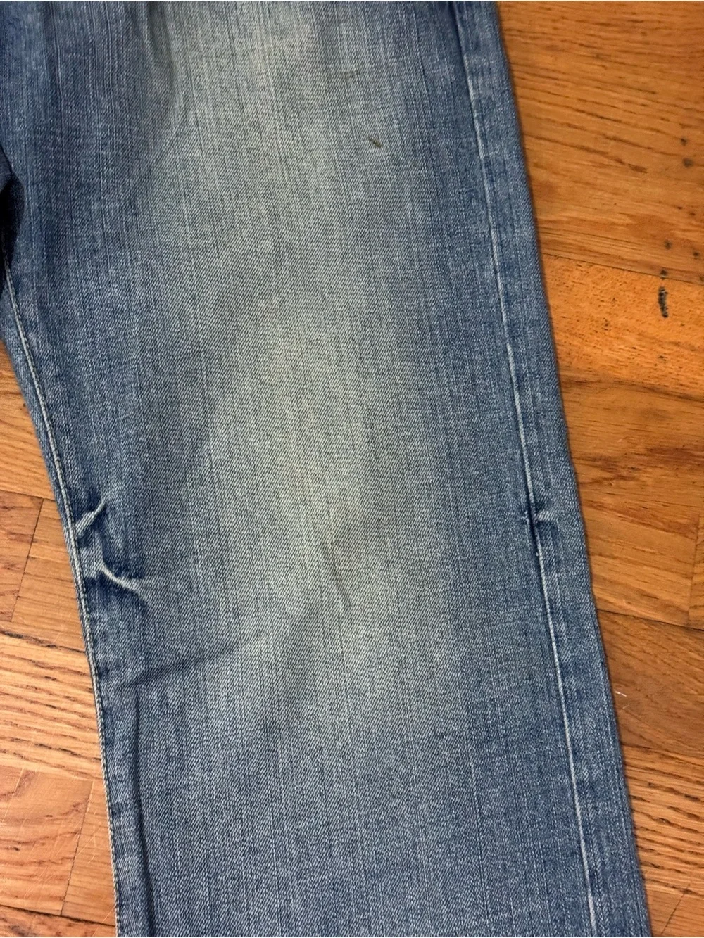 GUESS Los Angeles Cliff Boot Cut Men’s Light wash Blue Jeans in size 34x32